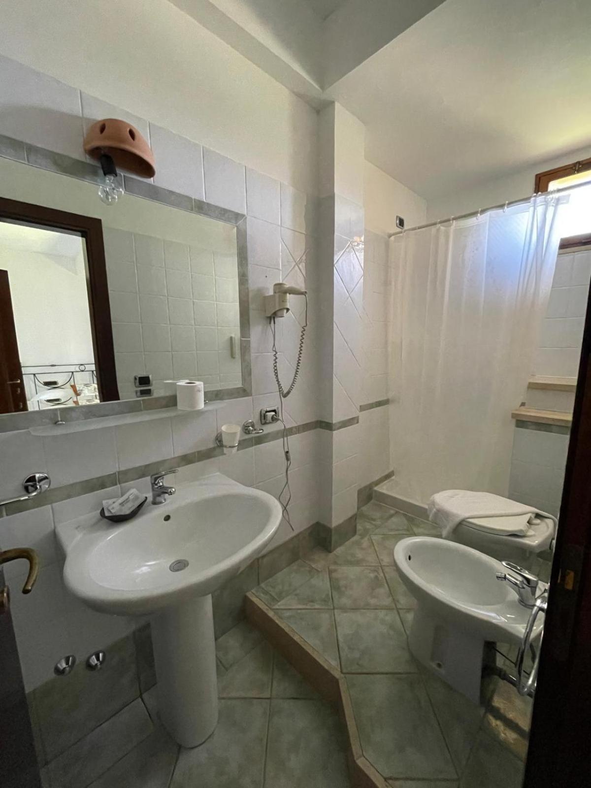 Hotel Residence Da Carmelo Palinuro Esterno foto
